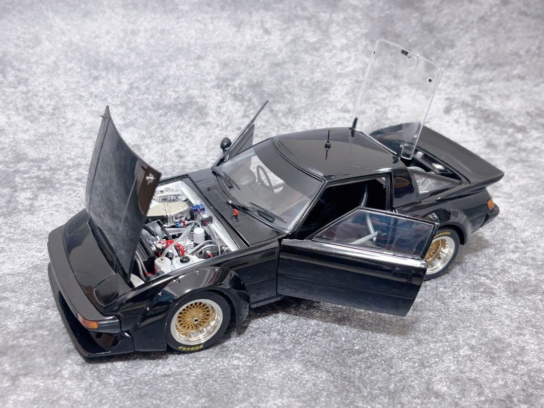 BIANTE 1/18 MAZDA RX-7 plain body 黒