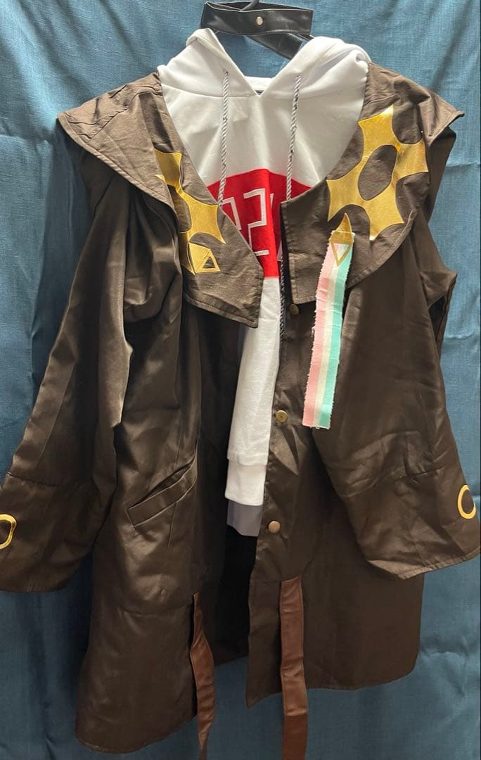 三枝明那 衣装 三枝明那の新衣装 のここがすごい！