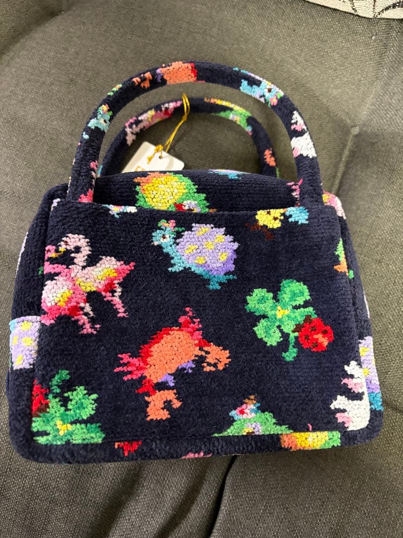 FEILER 神崎恵さん×フェイラーファンキーフォーチュン ミニキューブ