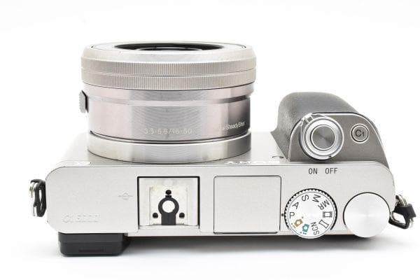 【美品】ソニー SONY α6000 レンズセット 《ショット数553回》