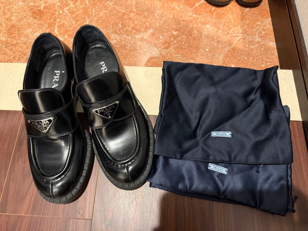 PRADA プラダ チョコレート ブラッシュドレザー ローファー 35.5