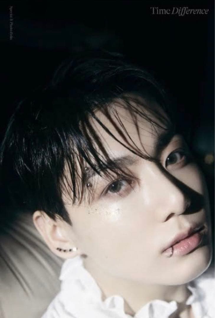BTS Jung kook写真集 Time difference - メルカリ