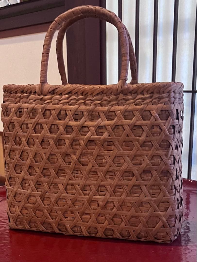 山葡萄カゴバック かごバッグ 山葡萄かごバッグW29xD10xH17cm 本革メッシュ編 栃木レザー