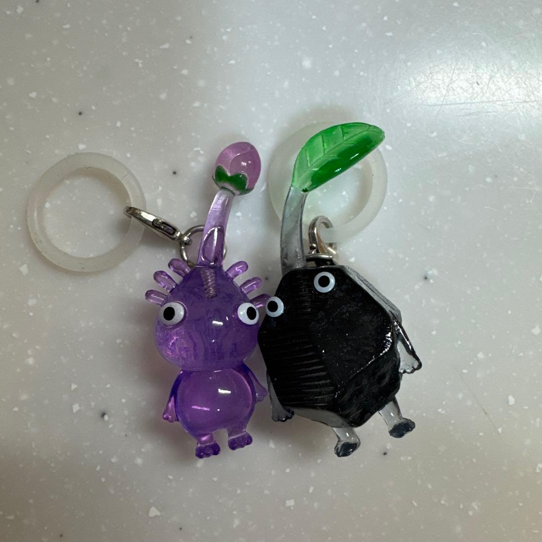 ピクミン キーホルダー 紫ピクミン 岩ピクミン - メルカリ