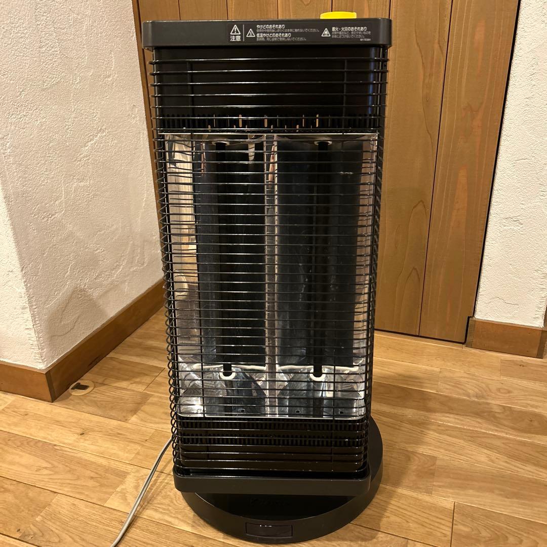 ERFT11VS-H セラムヒート　DAIKIN ダイキン、モダンなデザインに一新した遠赤外線暖房機「セラムヒート