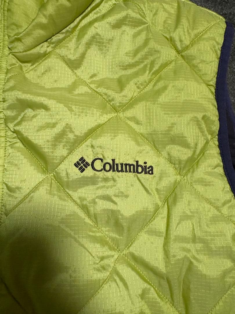 Columbia プリマロフト リバーシブル 中綿 ベスト カーキ 黄緑 XL