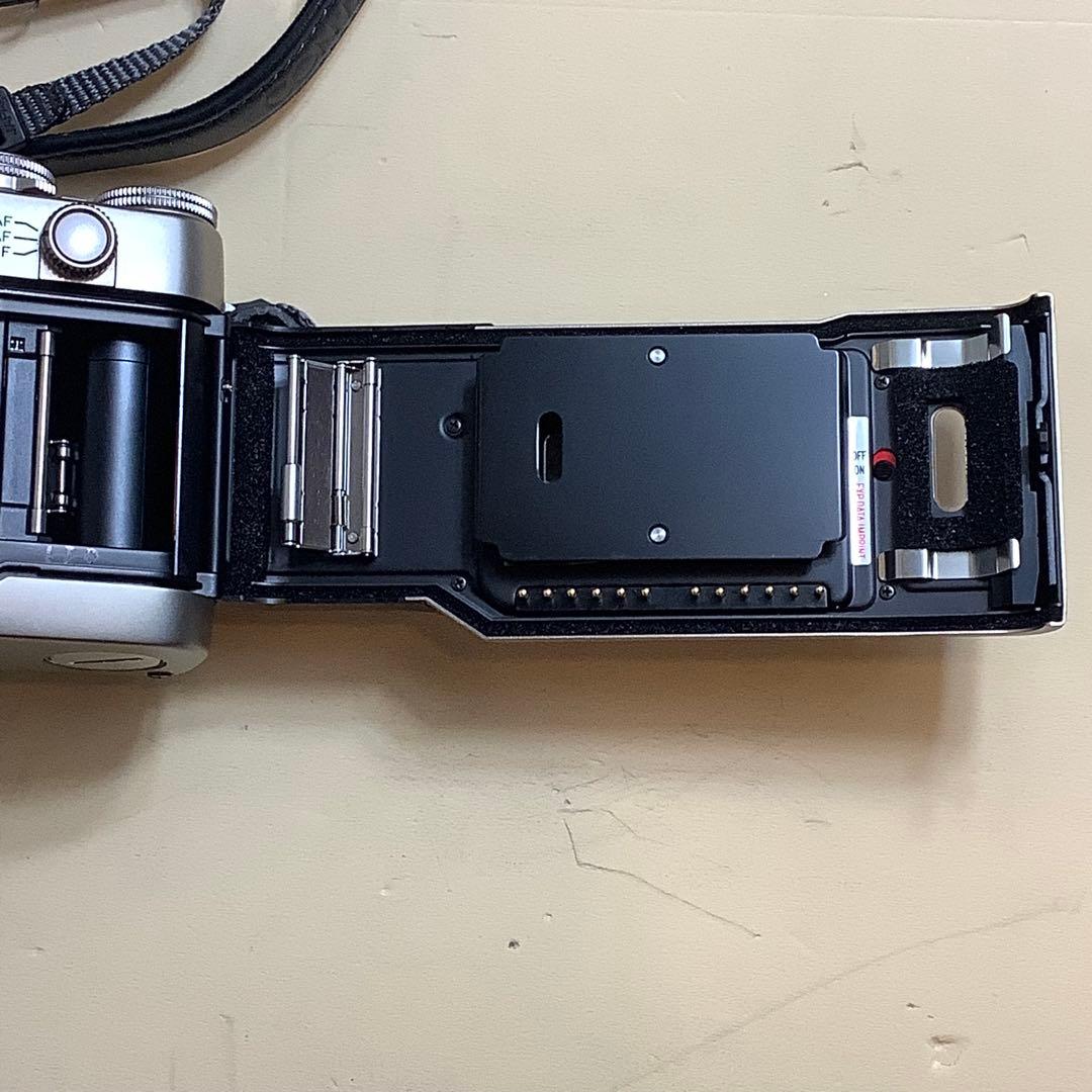 CONTAX G2-D 〈データバックGD-2装備〉レンズ3本 未使用に近い