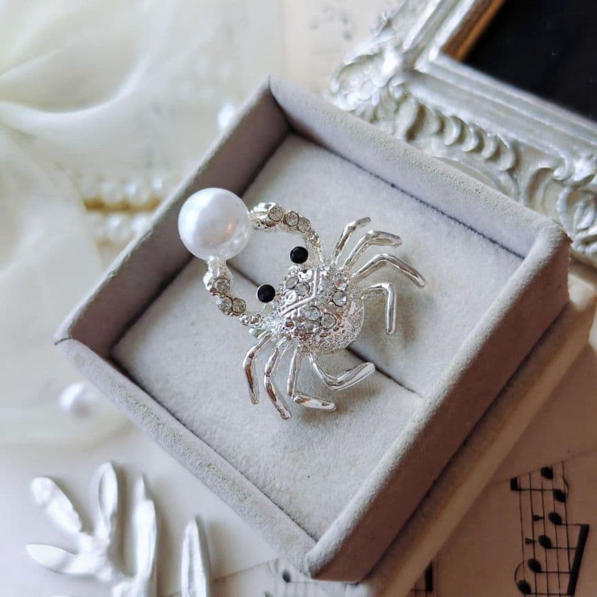 真珠 蟹 カニブローチ クラブ パール シルバー 甲殻類 海の生き物 蟹座