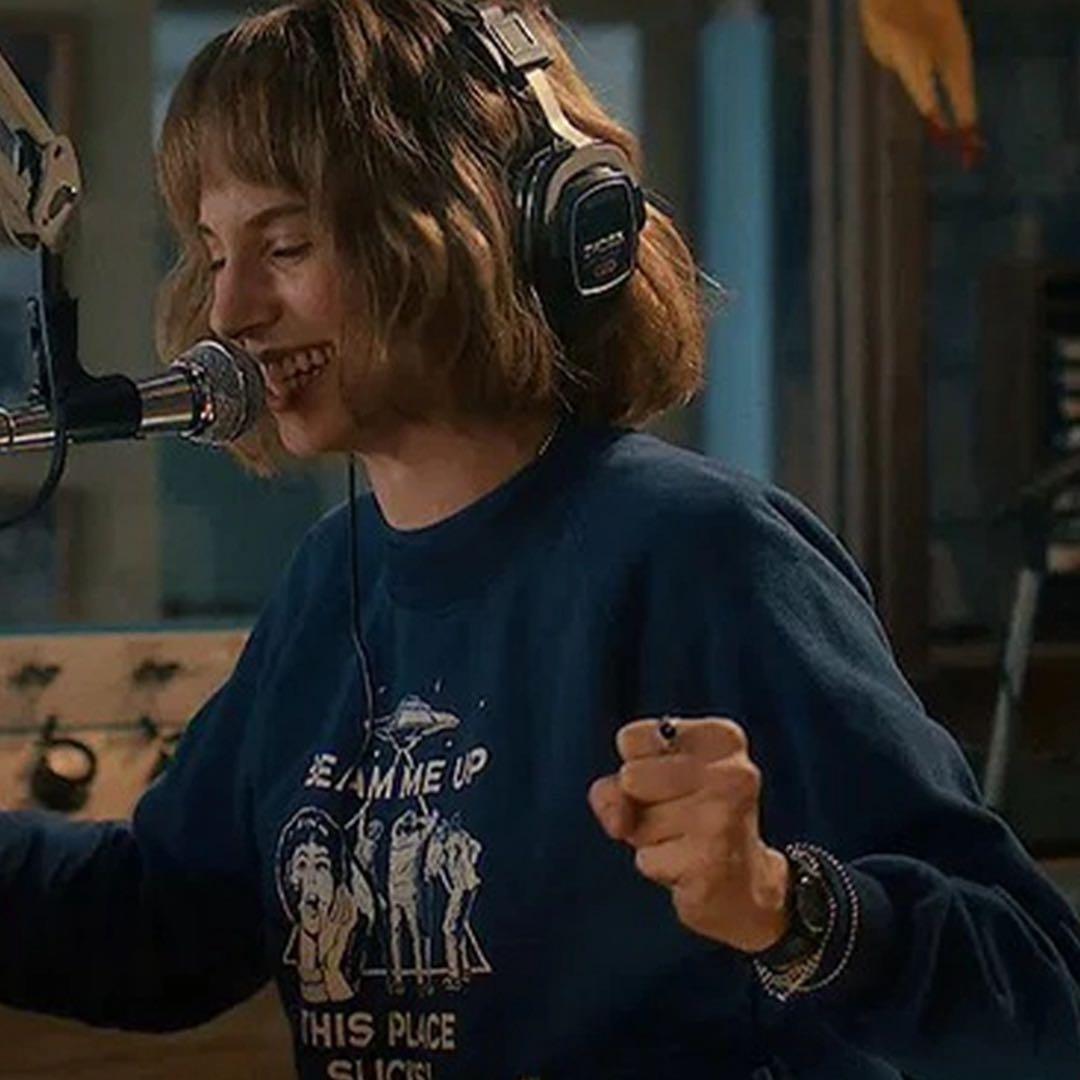 XL ストレンジャーシングス スウェット ロビン STRANGER THINGS - メルカリ