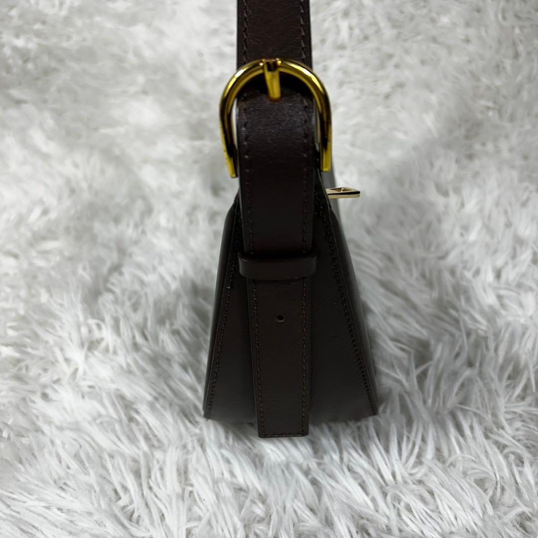 極美品✨クリスチャンヴィラ ラウンドショルダーバッグ ハーフムーン