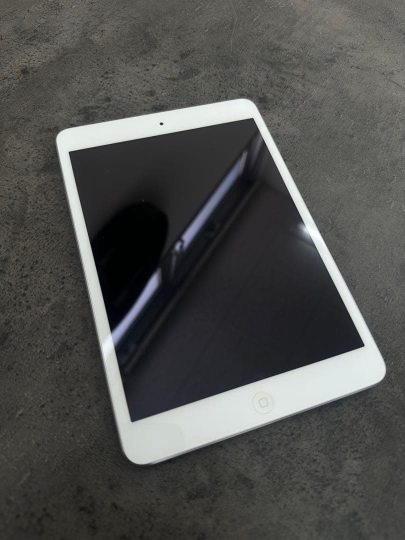 iPad本体 iPad Mini 2 Apple iPad mini 2 Wi-Fiモデル 16GB 価格比較 - 価格.com