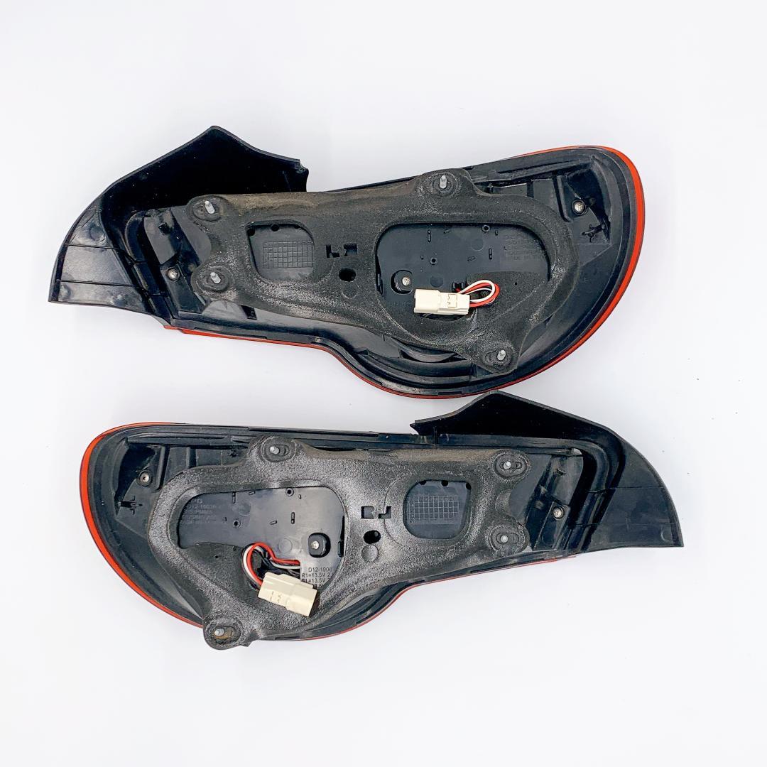 TOM'S(トムス) 86 BRZ LEDテールランプ ブラキッシュレッド - メルカリ