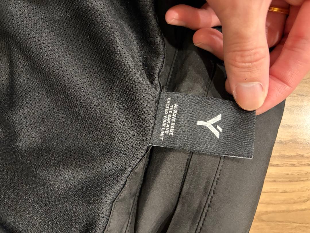 即完品】LYFT × GOLD'S GYMナイロンジャケット Sサイズ - メルカリ