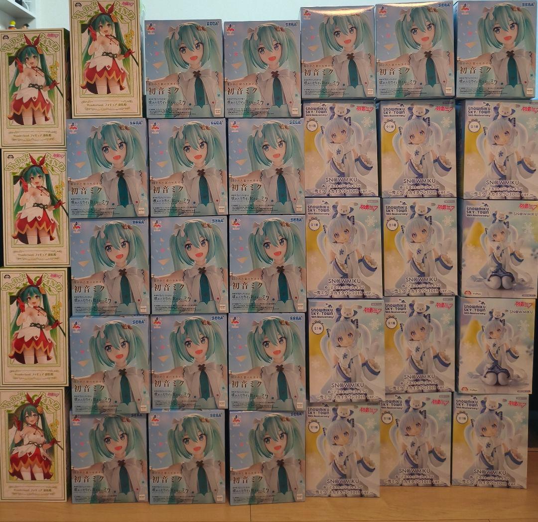 初音ミク フィギュア 雪ミク 親指姫 開かれた窓のセカイの初音ミク Amazon | 初音*ミク Wonderland フィギュア 親指姫 | フィギュア