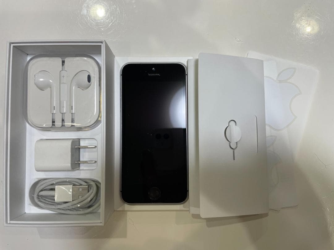 Apple iPhone SE 128GB 第一世代 Apple iPhone SE (第1世代) 128GB SIMフリー [スペースグレイ] 価格