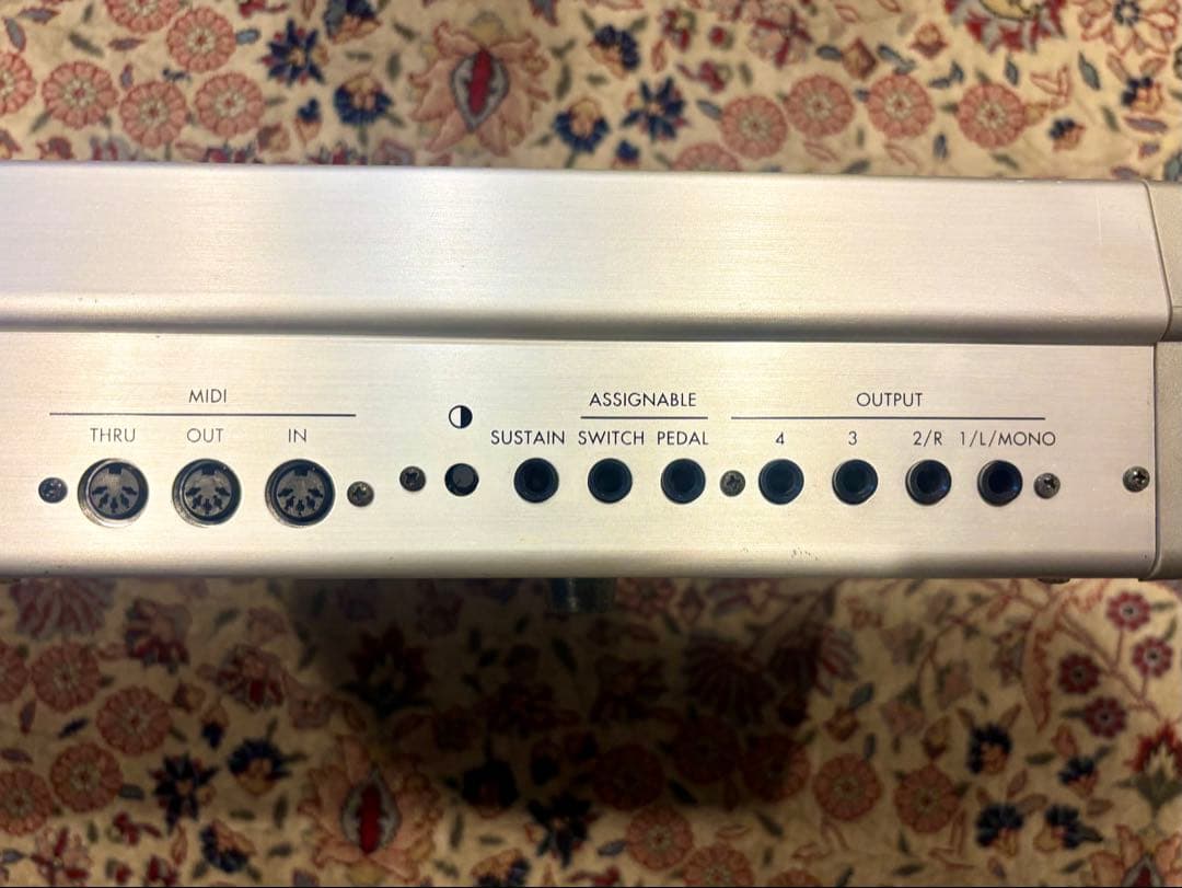 名機】KORG Trinity Plus 61鍵 日本仕様 動作確認済 - メルカリ