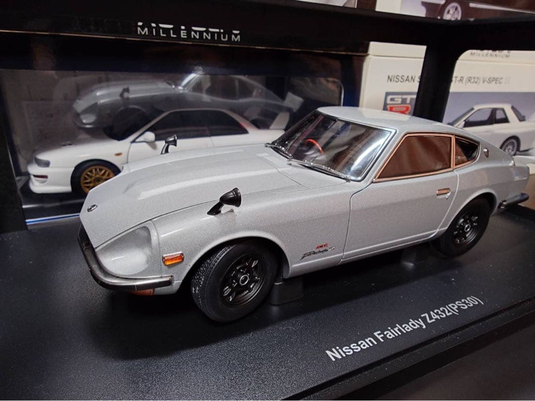 Nissan Fairlady Z432 (S30) 1/18 AUTOart