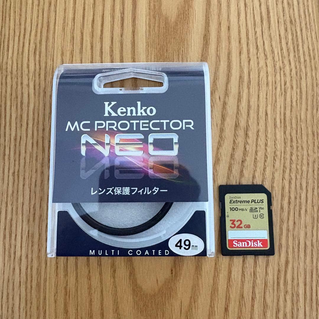 まつさん 専用☆EOS R100 RF-S4.5-6.3 IS STM