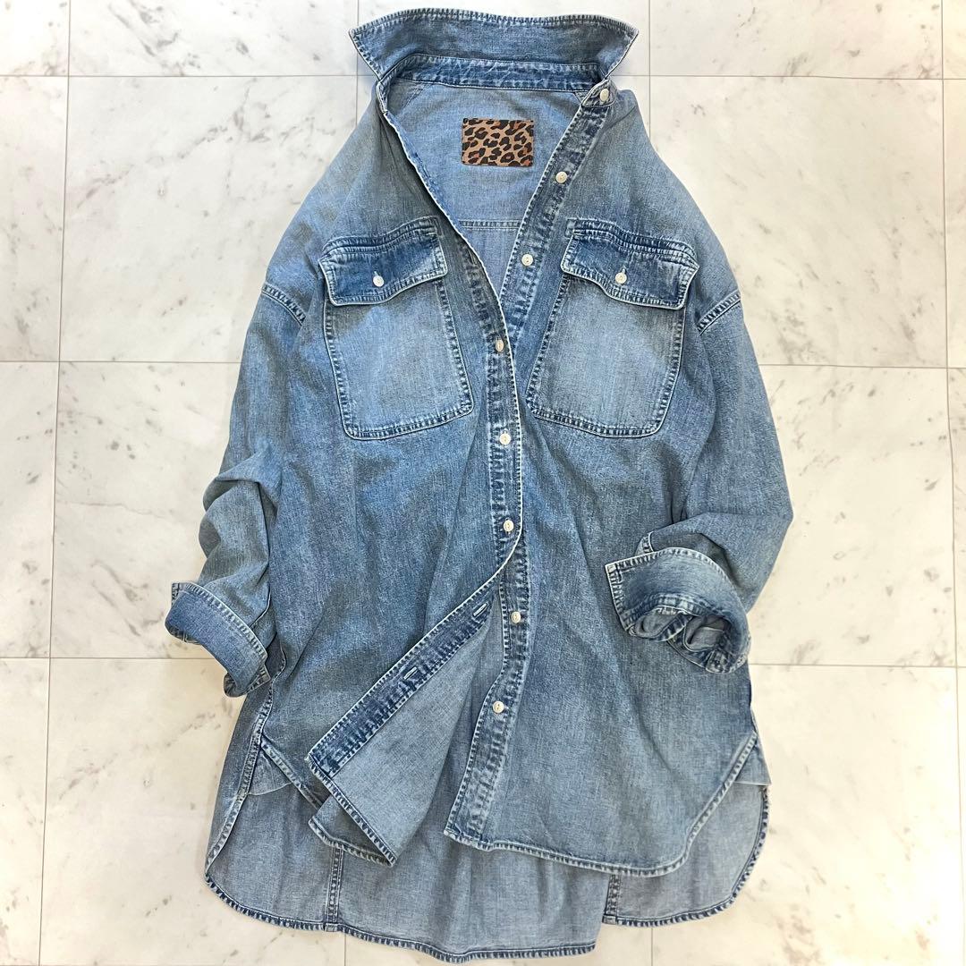 美品 ウィムガゼット ケミカルデニムビッグシャツ ライトブルー - メルカリ