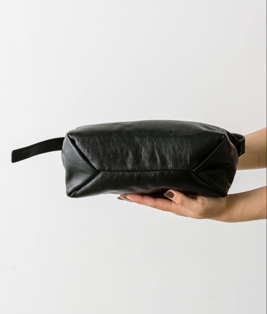 ear PAPILLONNER《本革/220g》ボックスショルダーバッグ