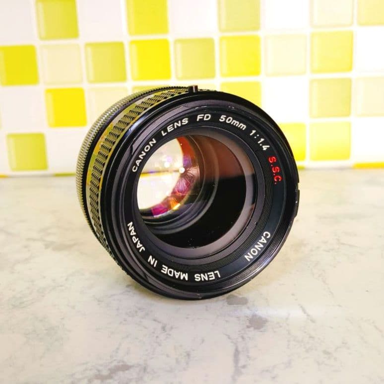綺麗 Canon キャノン FD S.S.C 50mm F1.4 単焦点 レンズ Canon FD 50mm F1.4 S.S.C. 高コントラストで発色良好なオールドレンズ