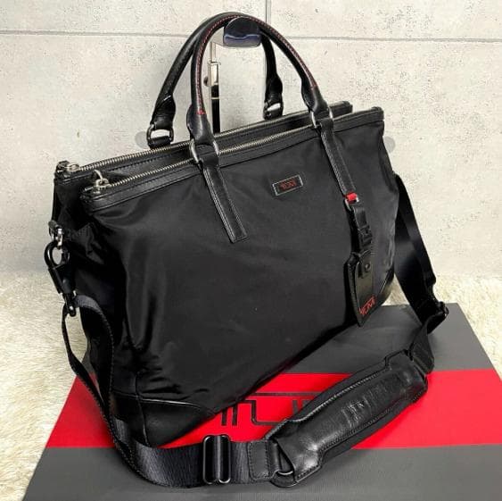 いとう　[極美品] TUMI トゥミ ビジネスバッグ 牛革+ナイロン TUMI（トゥミ） 最大53%☆3/1迄 正規品5年保証 ビジネスバッグ トート