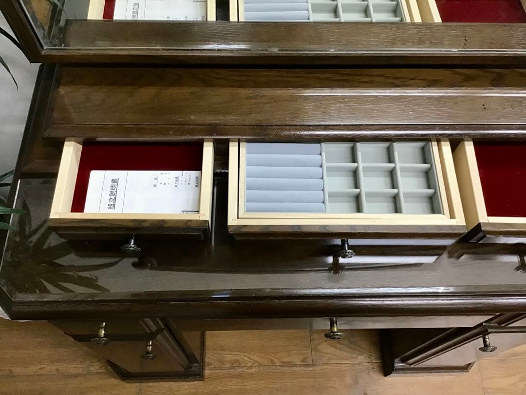 Sally♪☆管993☆カリモク☆ドマーニ☆クイーンズライフドレッサー