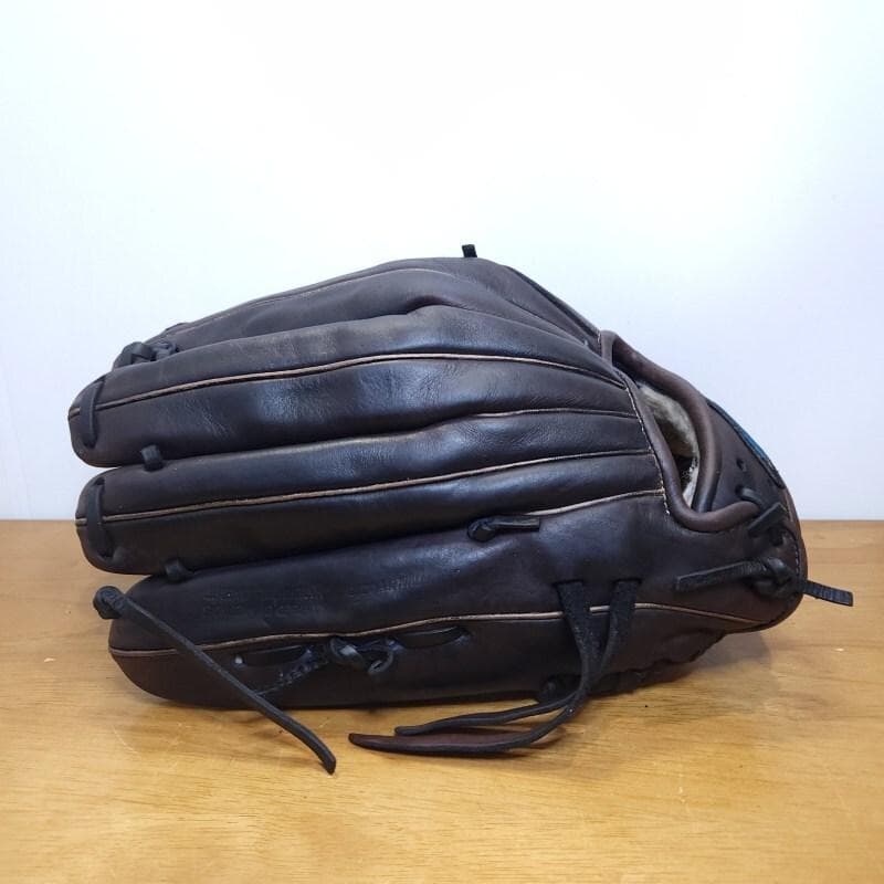 ミズノ イチローモデル 限定モデル Mマークラベル 激レア 外野用 軟式