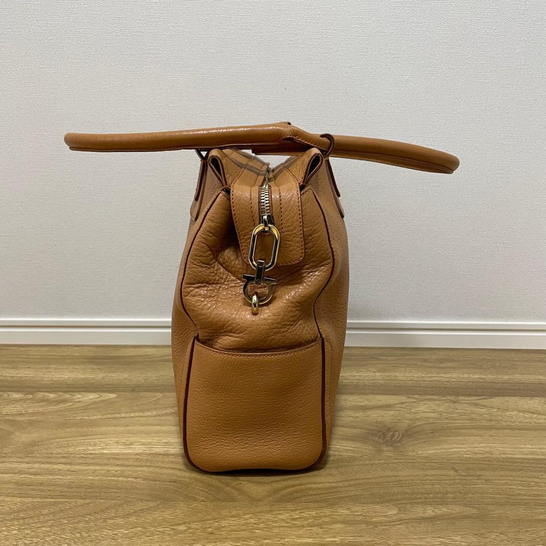 《美品》Ferragamo（フェラガモ）レザー ハンドバッグ ライトブラウン