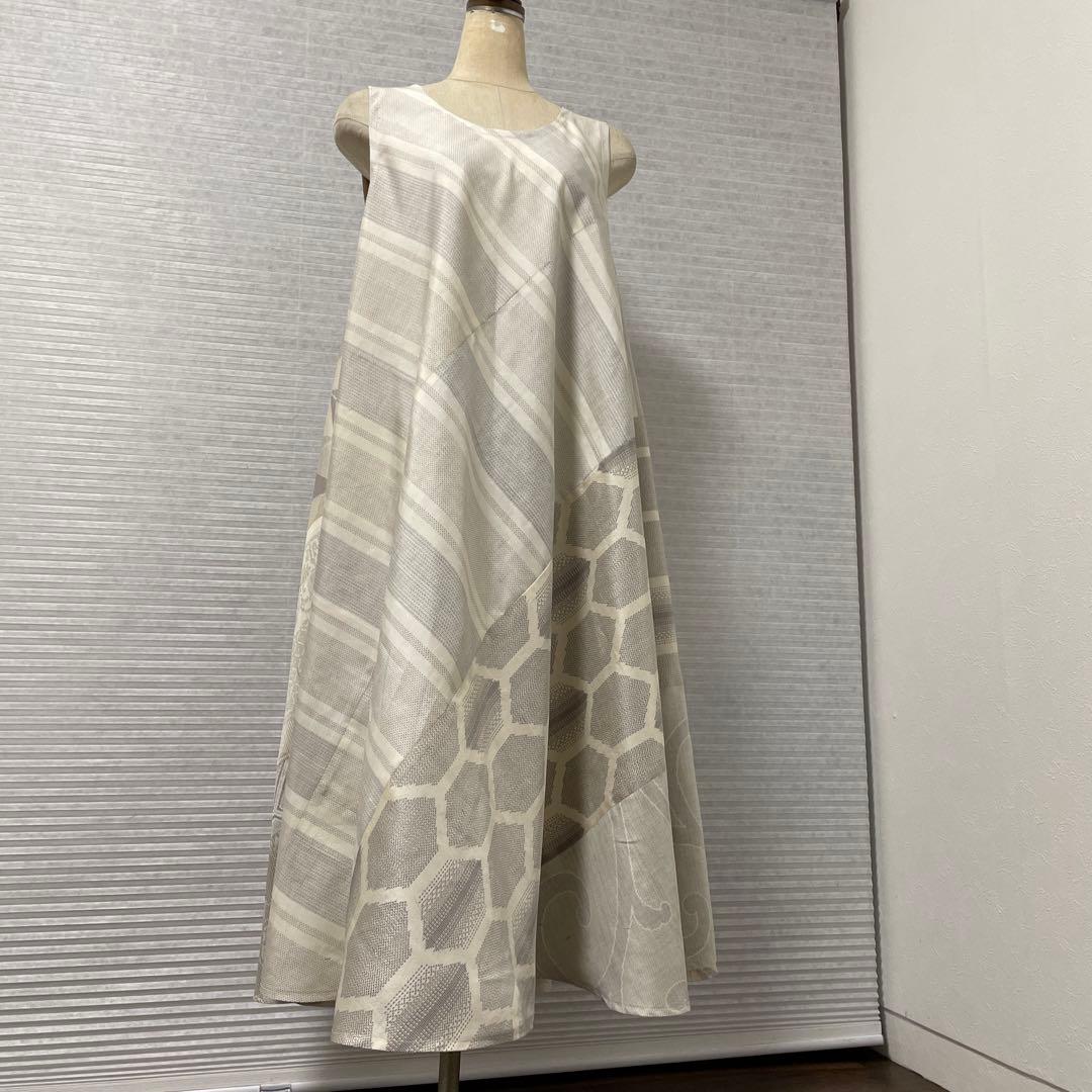 着物ワンピーステントラインマキシ丈《14》白大島紬《7マルキ含む》や紬等L〜