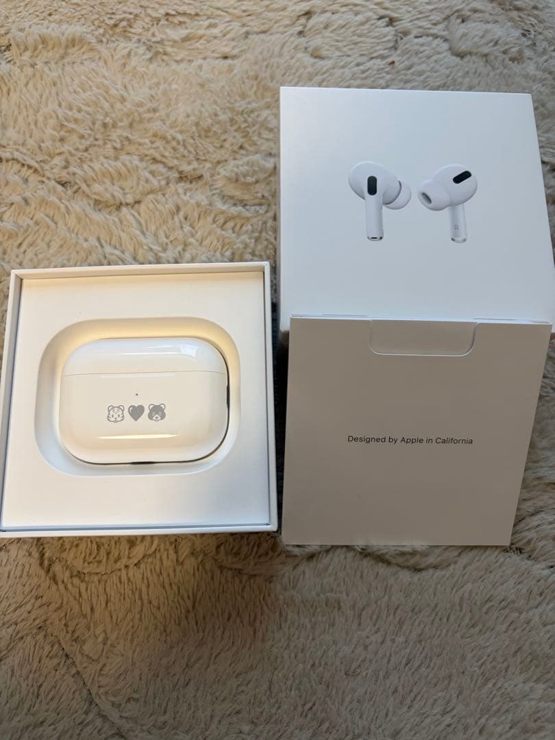 Apple AirPodsPro lightning 第二世代　箱無し　本体のみ 楽天市場】AirPods Pro 第2世代 (Lightning) 新品未使用【片耳 左耳 右