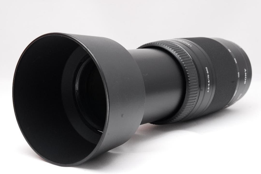 どんちゃん ソニー75-300mm 外箱付き 望遠レンズ F4.5-5.6