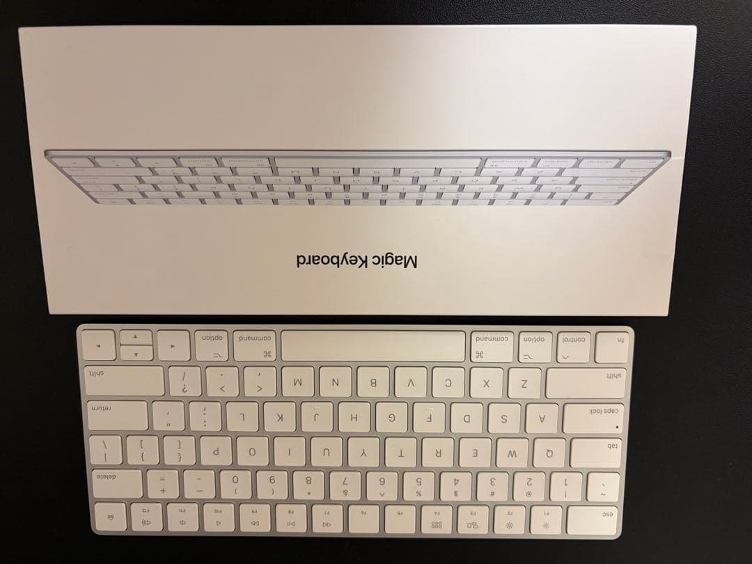 【美品】Apple Magic Keyboard（US配列MLA22LL/A） Amazon.com: Apple Wireless Magic Keyboard 2 -MLA22LL/A withApple