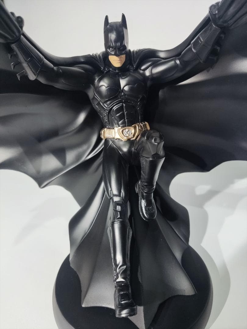 全世界4000体限定】DCダイレクト バットマンビギンズ フライトスタチュー