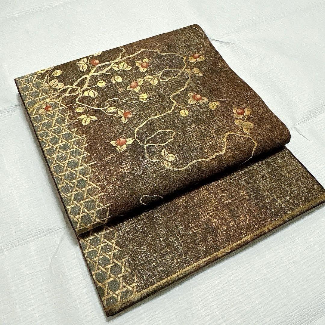 梅垣織物 袋帯 果樹蔓文 西陣織 正絹 金糸 - メルカリ