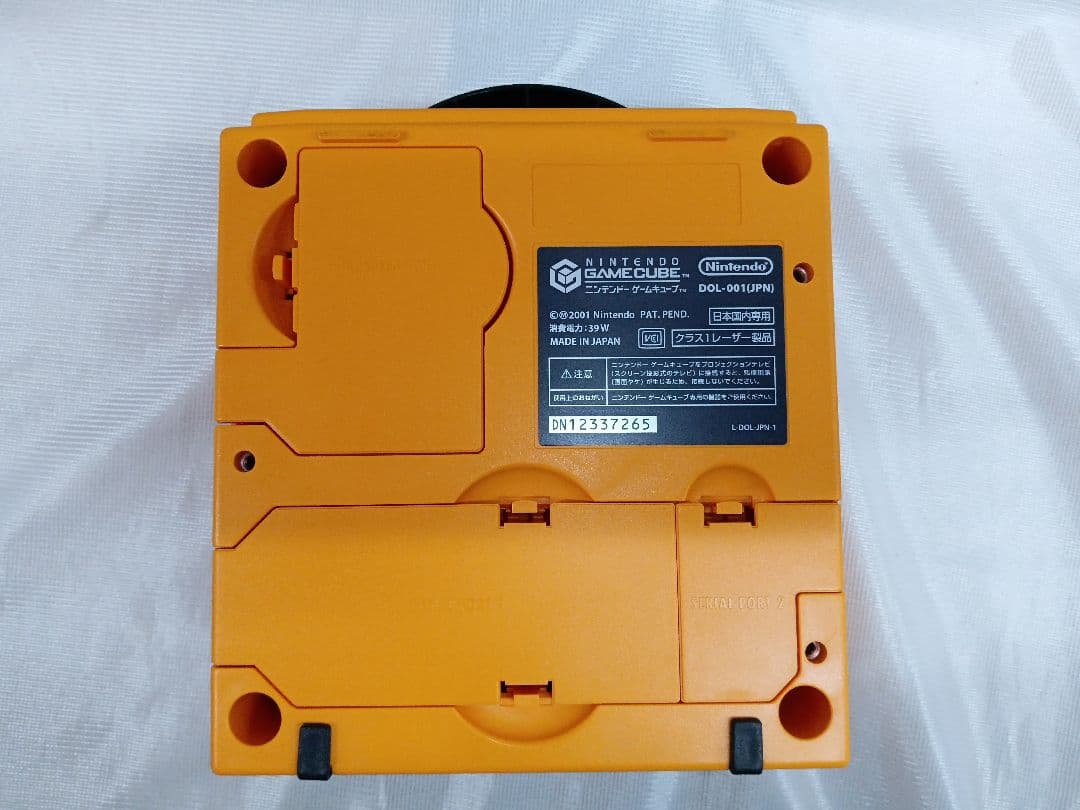 《TA670》NINTENDO GAMECUBE オレンジ