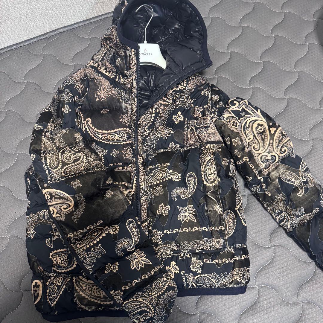 美品 モンクレール ペイズリー リバーシブル 2 ゴールデンサイズ