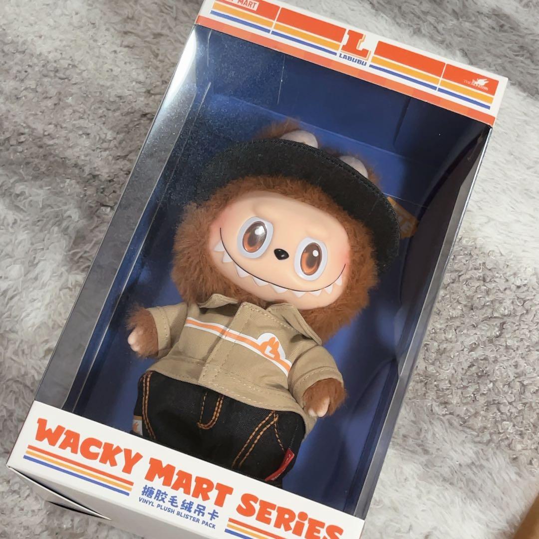 POPMART THE MONSTERS WackyMart 店員ラブブ - メルカリ