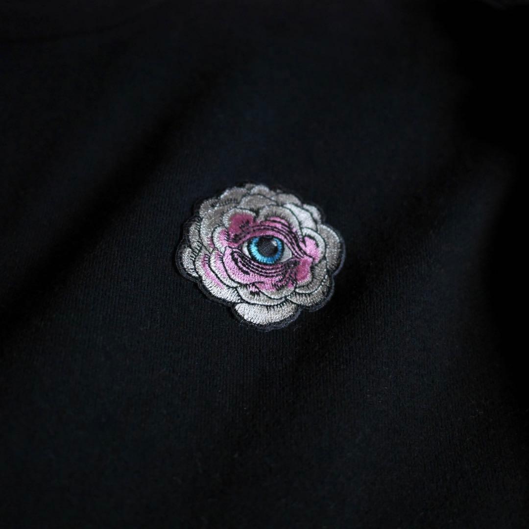 ヒグチユウコ ボリス雑貨店オリジナルスウェット黒 眼花ワッペン付き
