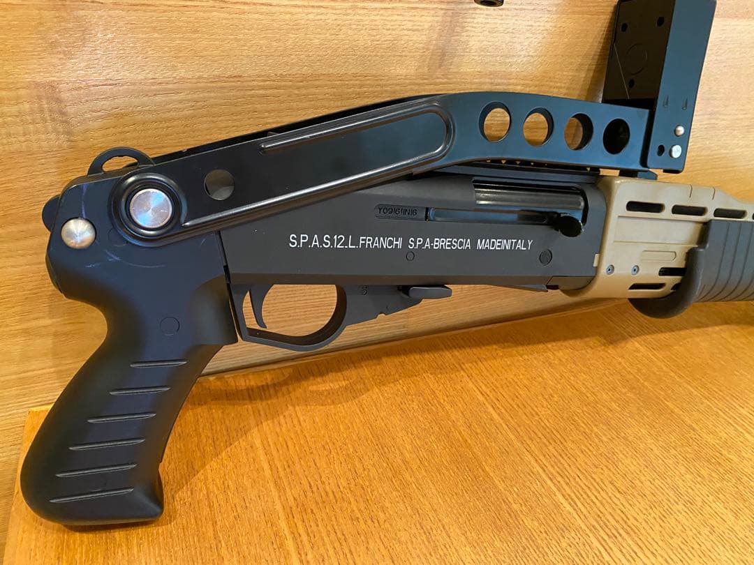 SPAS-12 スパス12 シェル排莢 ナーフショットガン - メルカリ