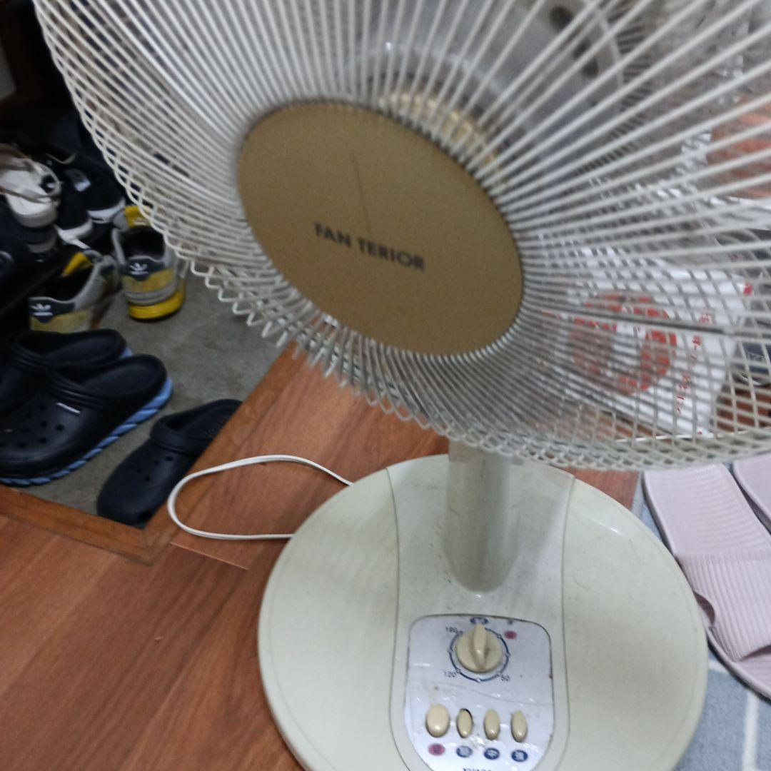 FAN TERRIOR 卓上扇風機 ホワイト FAN TERRIOR 卓上扇風機 ホワイト FAN TERRIOR 卓上扇風機 ホワイト