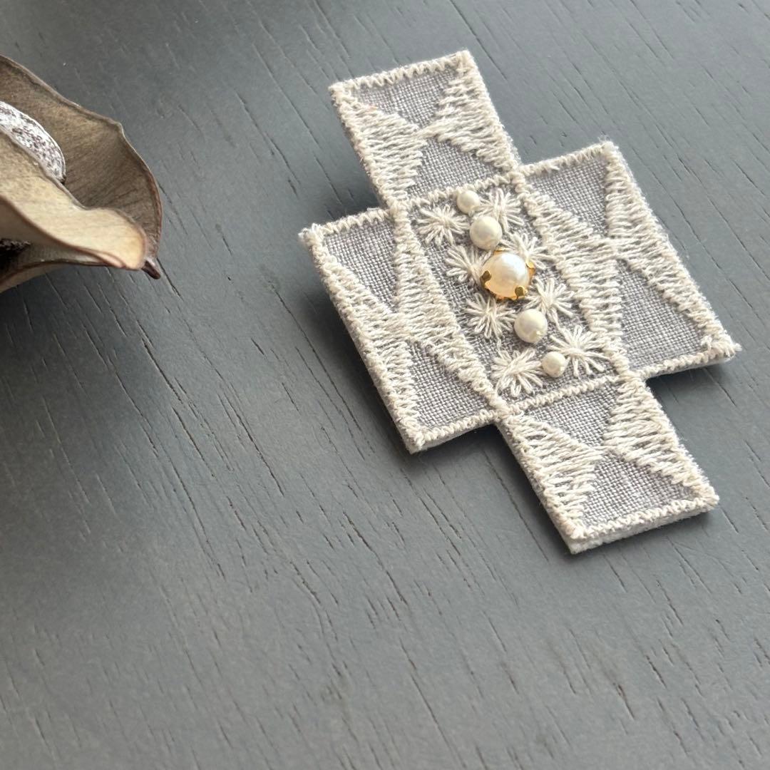②109 ミナペルホネン ブローチアクセサリー ハンドメイド - メルカリ