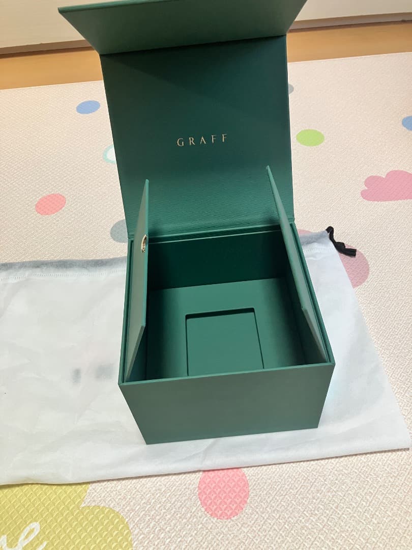 GRAFF 空箱 リングケース ジュエリーケース - メルカリ