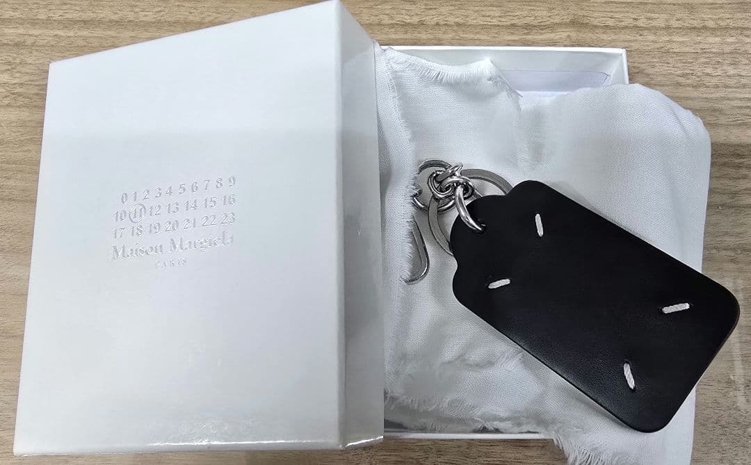 メゾンマルジェラ　キーリング　中古品 中古・古着通販】Maison Margiela (メゾンマルジェラ) 4ステッチ