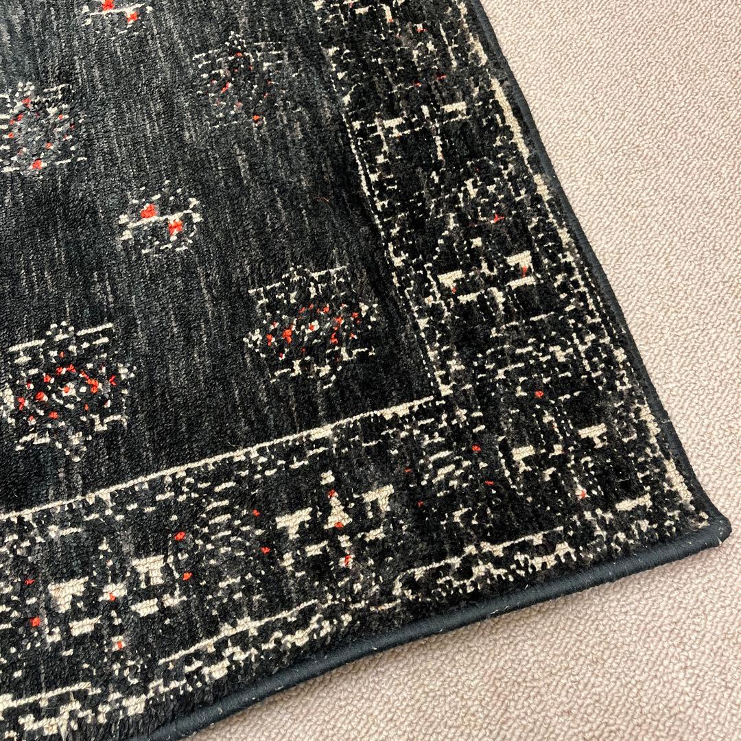 unico CALIGO ラグ 黒 お盆休み限定値下げの通販はau PAY マーケット