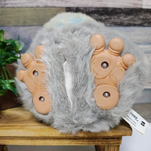 ファービー2 クラウディスカイ 緑目 英語版 furby furby2 #6 - メルカリ