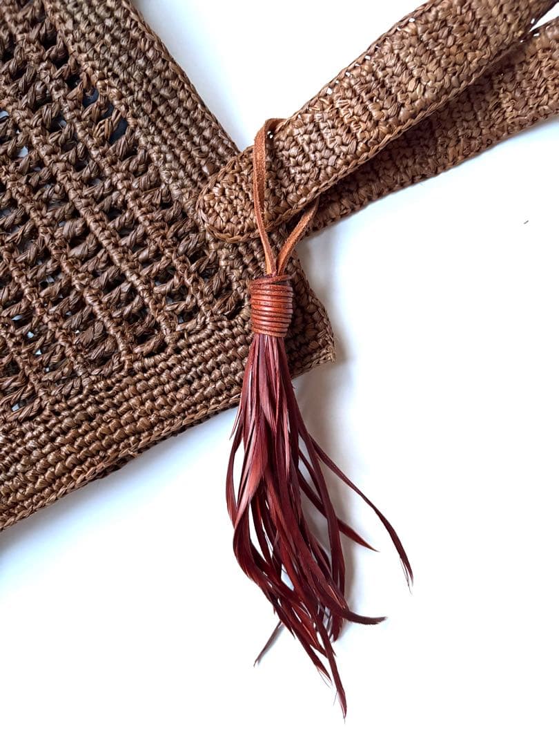 MAISON N.H PARIS【美品】ANNA タッセル付き ラフィアバッグ - メルカリ