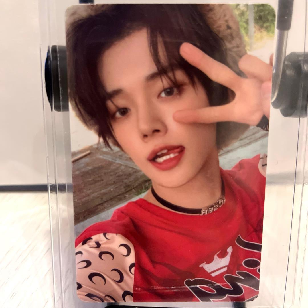 ヨンジュン トレカ txt トゥバ 黒髪 - メルカリ