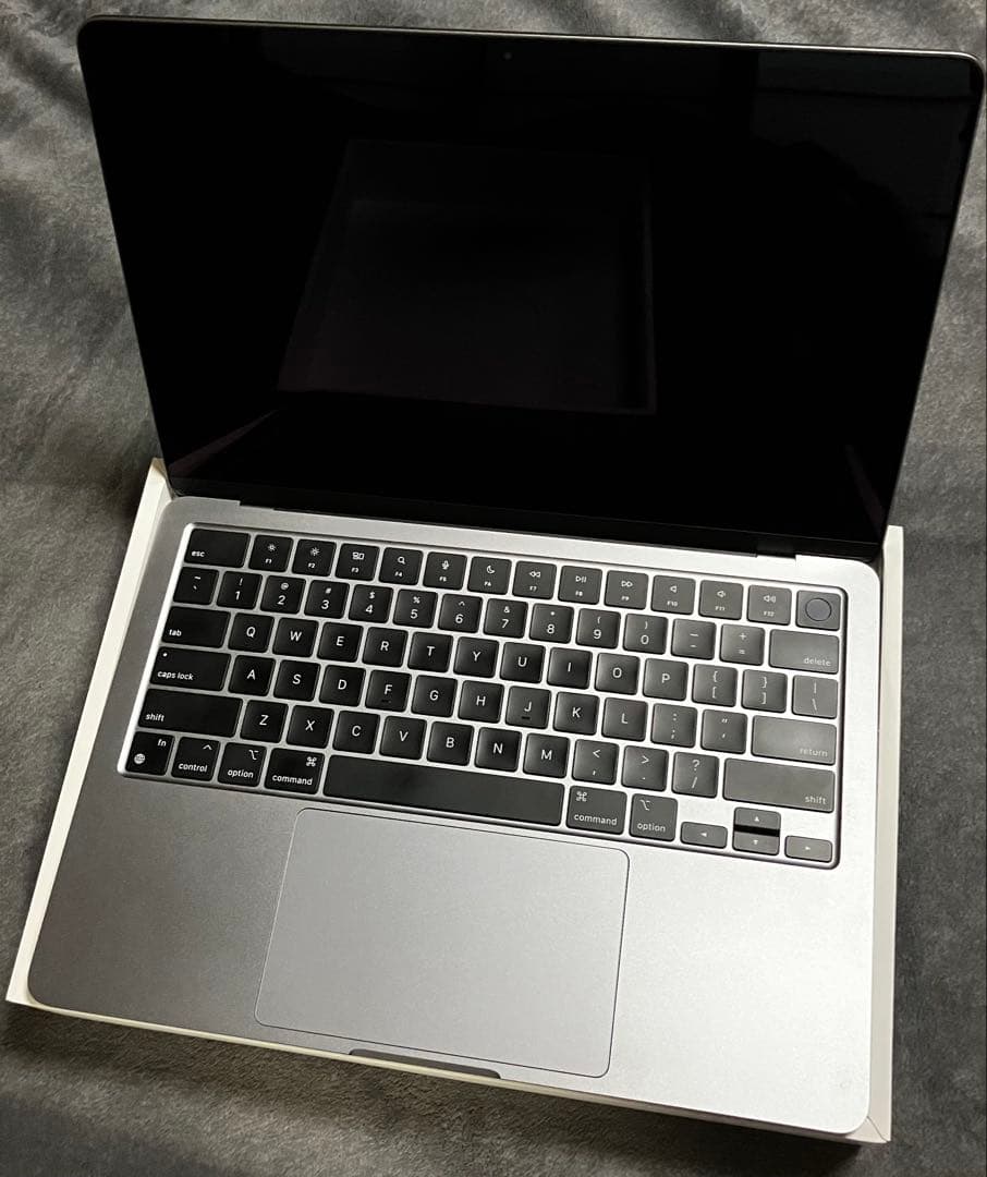 M3 MacBook Air 13インチ US配列 16GBメモリ 【ジャンク】 13インチMacBook Air [整備済製品] 8コアCPUと8コアGPUを搭載したApple