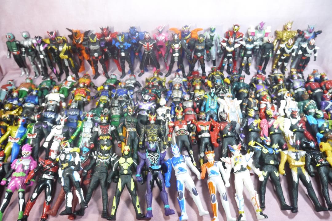 ライダーヒーローシリーズ　レジェンドライダーシリーズ　ソフビ114体 ライダーヒーローシリーズ レジェンドライダーシリーズ ソフビ114体